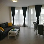 Donchevi Apartamento *